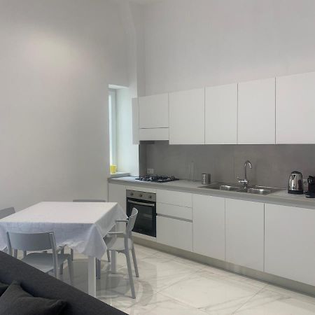 Appartamento Incantevole A Chiaia Nápoles Exterior foto