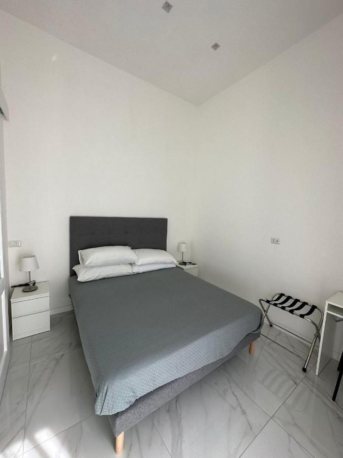 Appartamento Incantevole A Chiaia Nápoles Exterior foto
