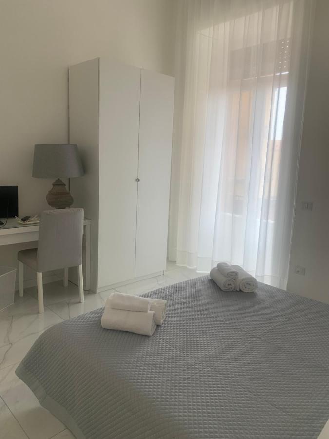 Appartamento Incantevole A Chiaia Nápoles Exterior foto