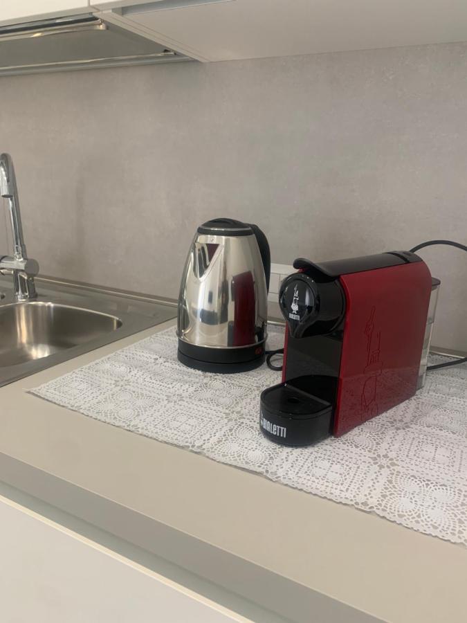 Appartamento Incantevole A Chiaia Nápoles Exterior foto